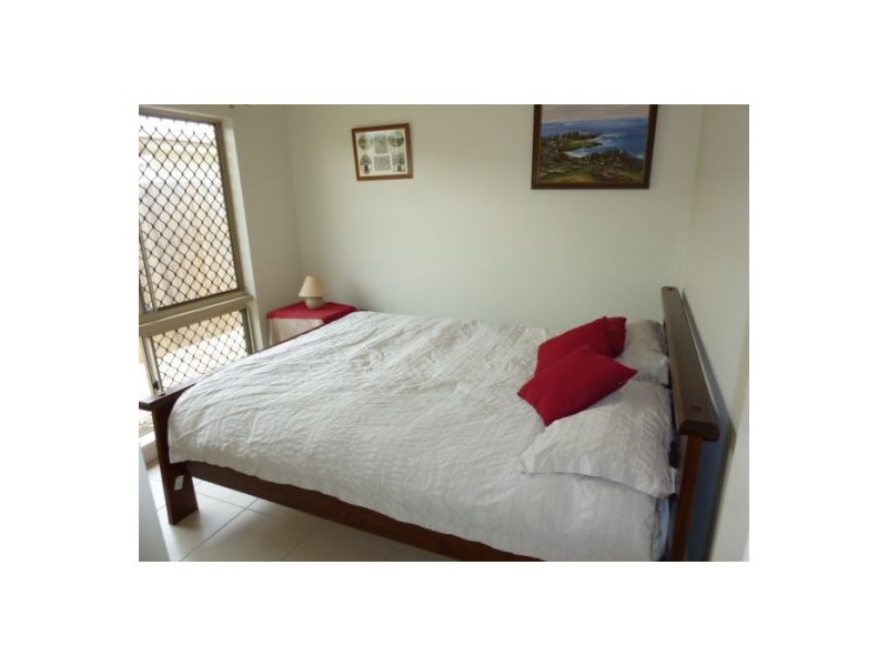 2 Floreat Close, Kewarra Beach QLD 4879
