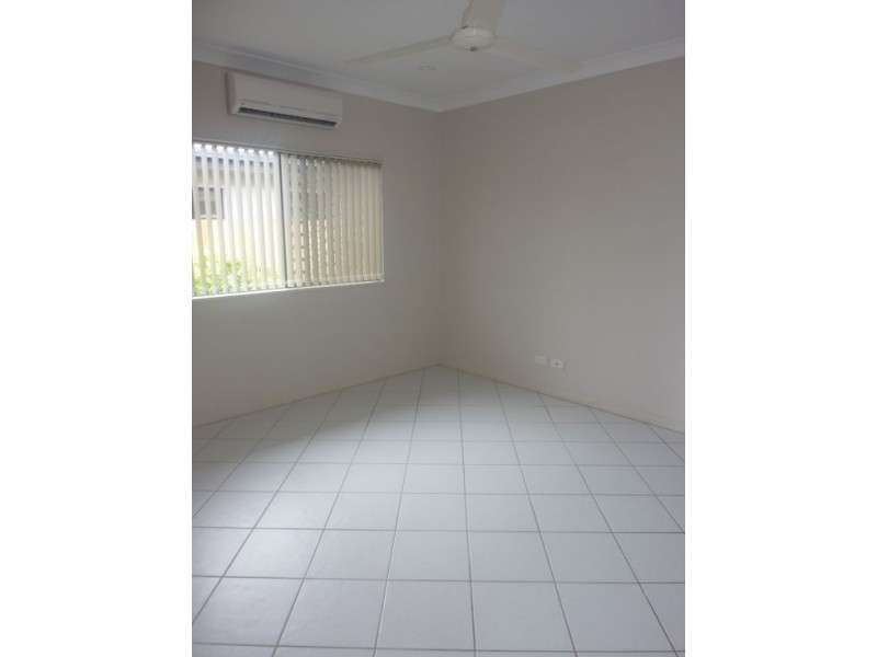 13 Venice Close, Kewarra Beach QLD 4879