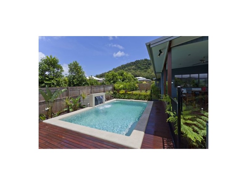 4 PORT CLOSE, Trinity Beach QLD 4879