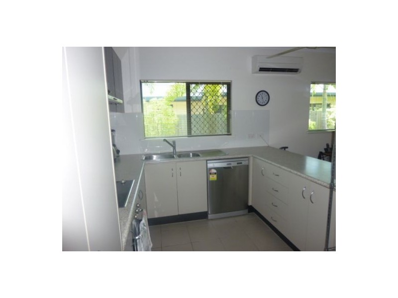 15 Venice Close, Kewarra Beach QLD 4879