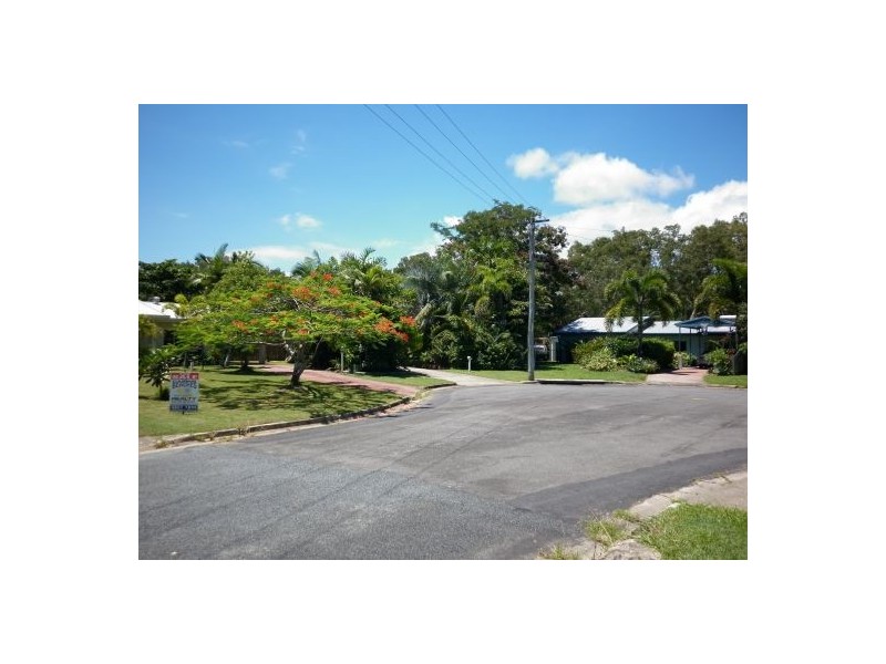 17 Katandra Close, Trinity Beach QLD 4879