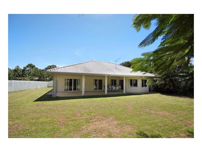 4 PARKINSON AVE, Kewarra Beach QLD 4879