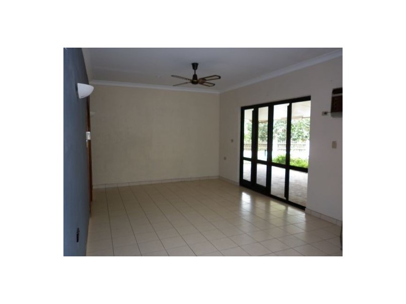 16 Scarborough Close, Kewarra Beach QLD 4879