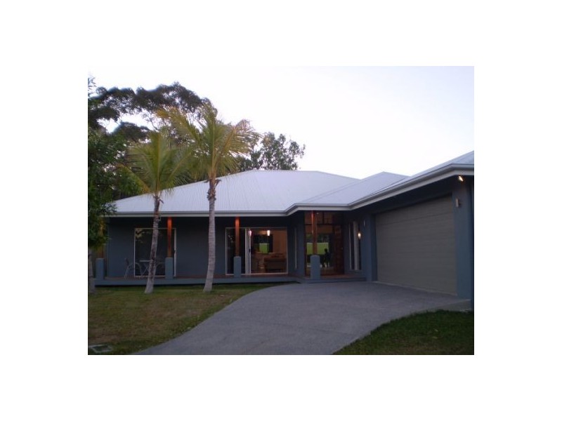 Clifton Beach QLD 4879