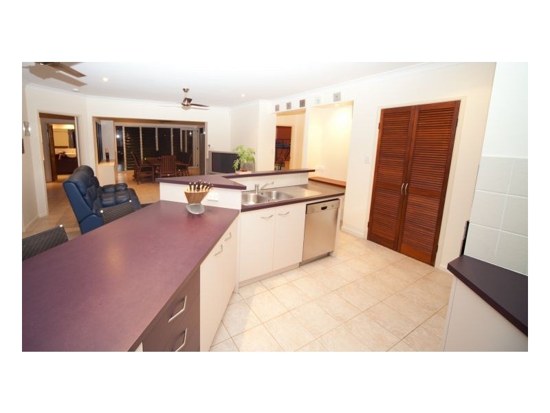 14 TEEWAH CLOSE, Kewarra Beach QLD 4879