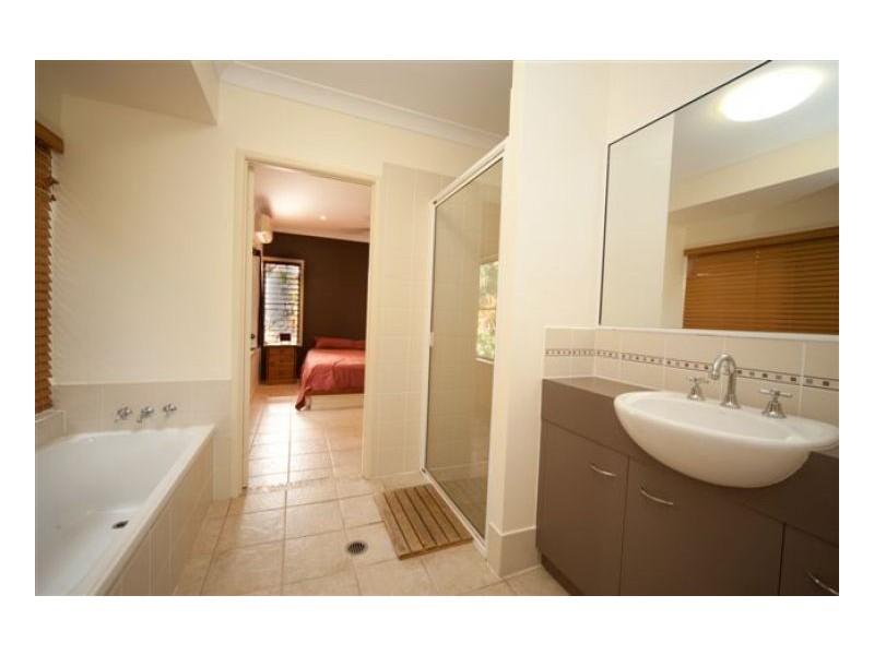 14 TEEWAH CLOSE, Kewarra Beach QLD 4879