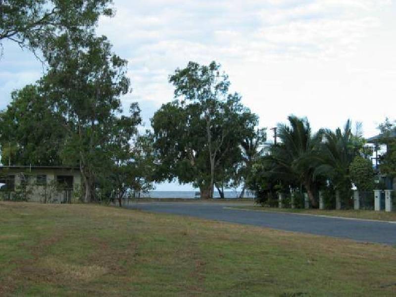 Aeroglen QLD 4870