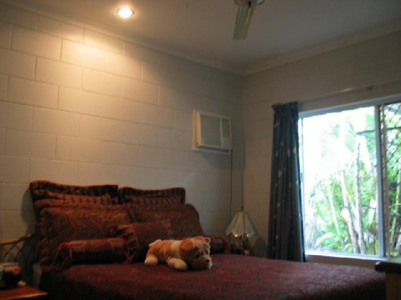 Kewarra Beach QLD 4879