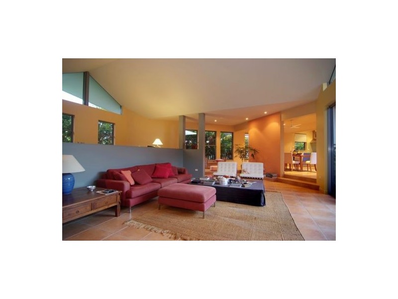 32 CASCADE AVE, Kewarra Beach QLD 4879