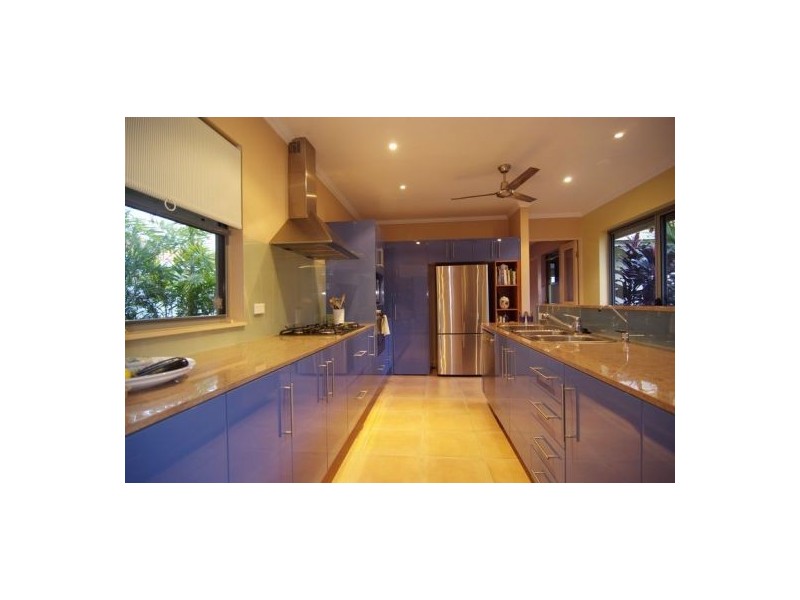 32 CASCADE AVE, Kewarra Beach QLD 4879