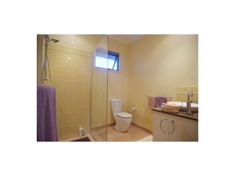 32 CASCADE AVE, Kewarra Beach QLD 4879