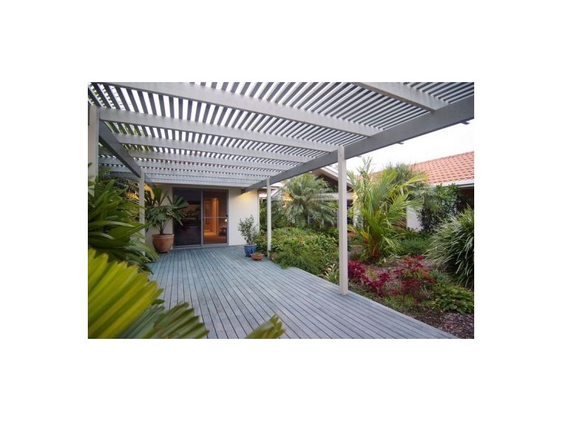 32 CASCADE AVE, Kewarra Beach QLD 4879