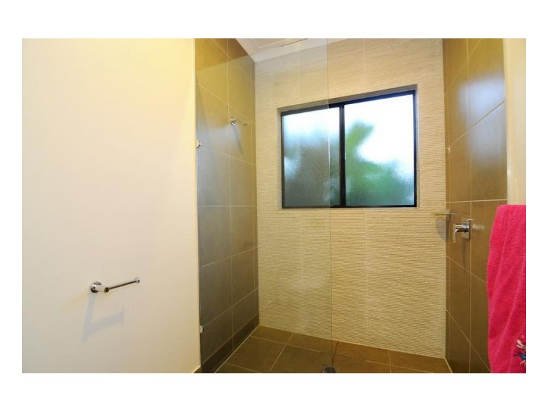 14 LITARA COURT, Palm Cove QLD 4879