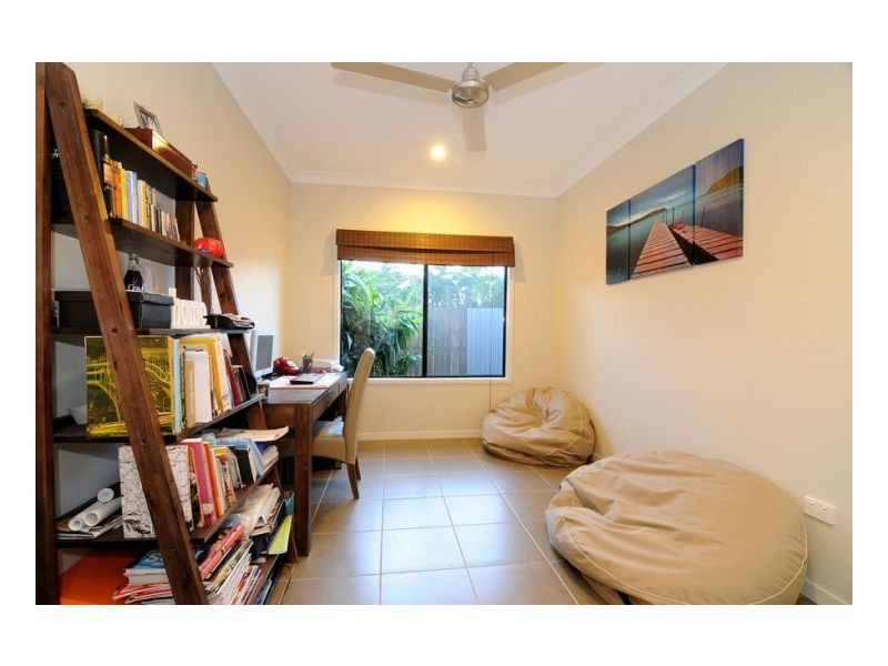 14 LITARA COURT, Palm Cove QLD 4879