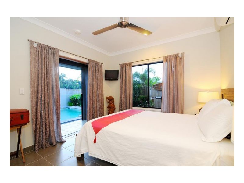 14 LITARA COURT, Palm Cove QLD 4879