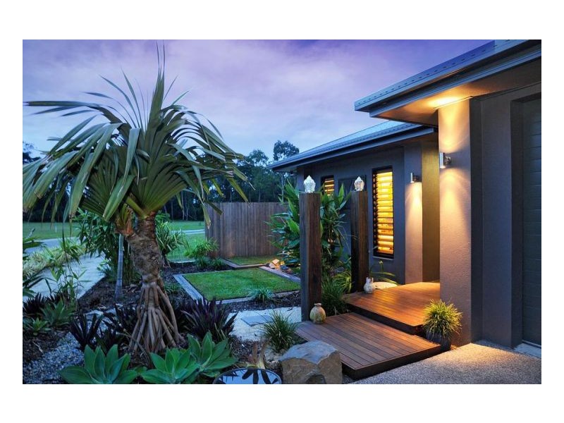 14 LITARA COURT, Palm Cove QLD 4879
