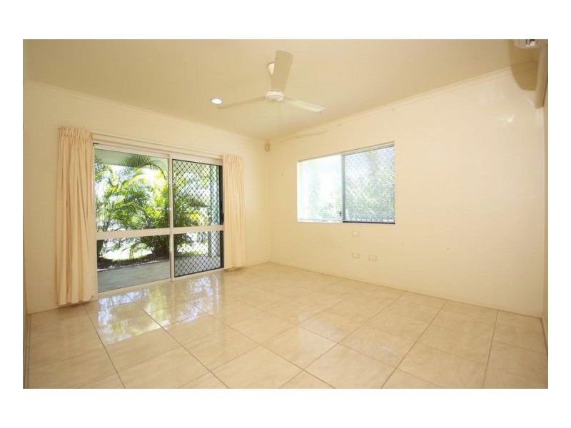 Kewarra Beach QLD 4879