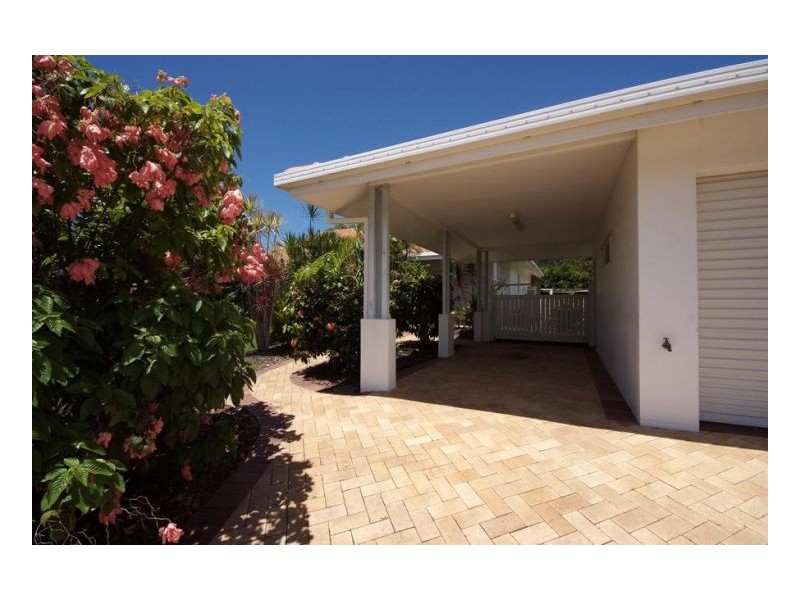 Kewarra Beach QLD 4879