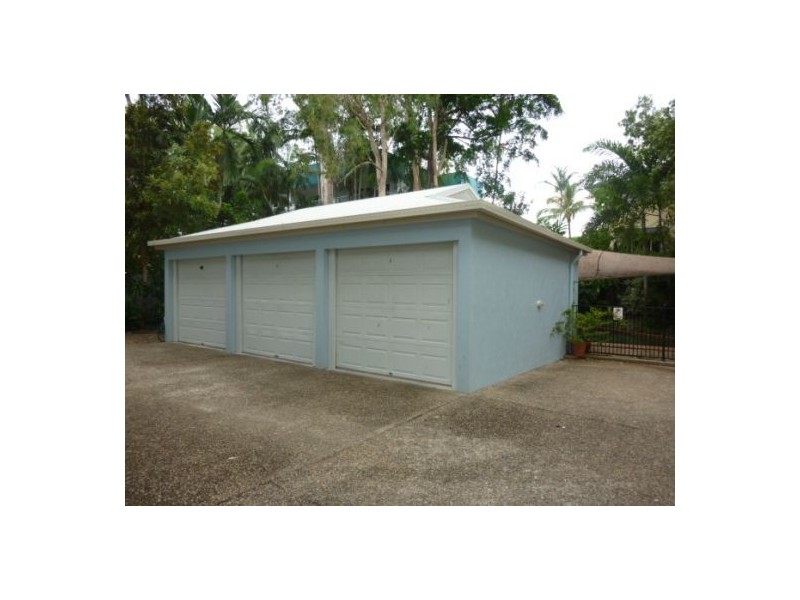 2/75 Arlington Esplanade, Clifton Beach QLD 4879