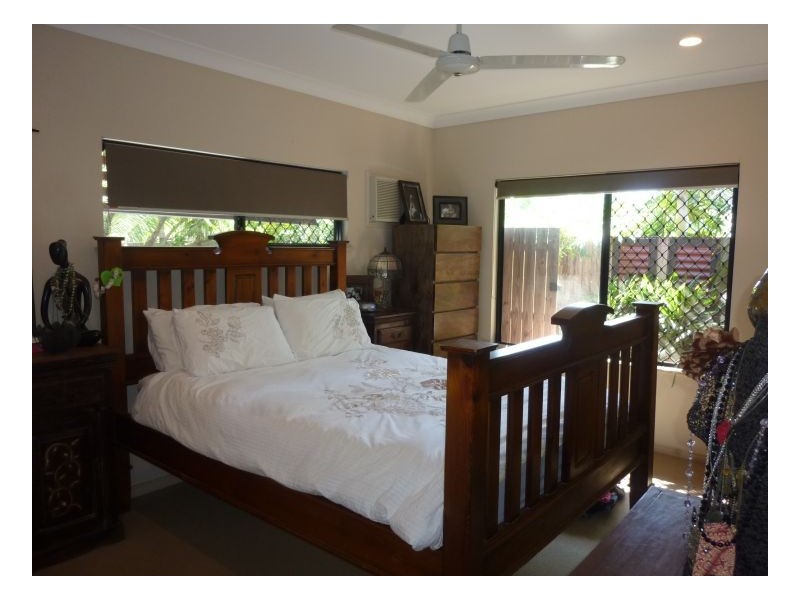 18 KIRRA CLOSE, Kewarra Beach QLD 4879