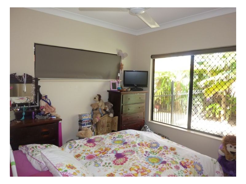 18 KIRRA CLOSE, Kewarra Beach QLD 4879