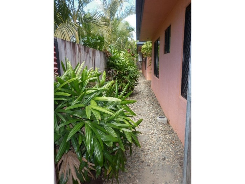 18 KIRRA CLOSE, Kewarra Beach QLD 4879