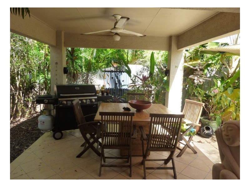 18 KIRRA CLOSE, Kewarra Beach QLD 4879