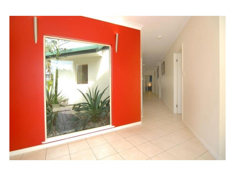 17 KIRRA CLOSE, Kewarra Beach QLD 4879