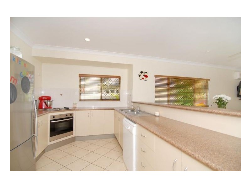 17 KIRRA CLOSE, Kewarra Beach QLD 4879