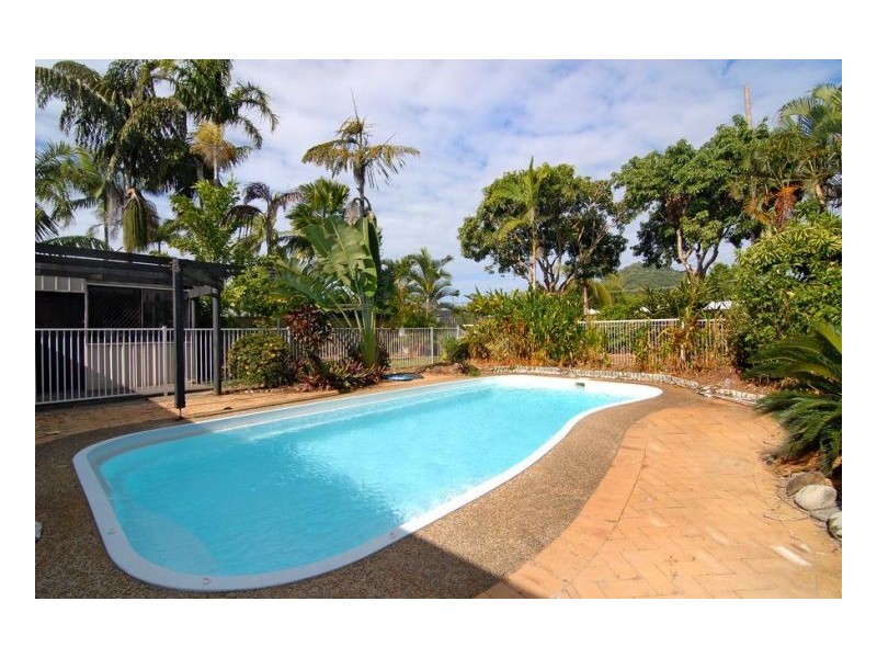 Kewarra Beach QLD 4879