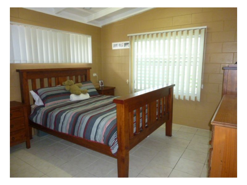6 KATANDRA CLOSE, Trinity Beach QLD 4879