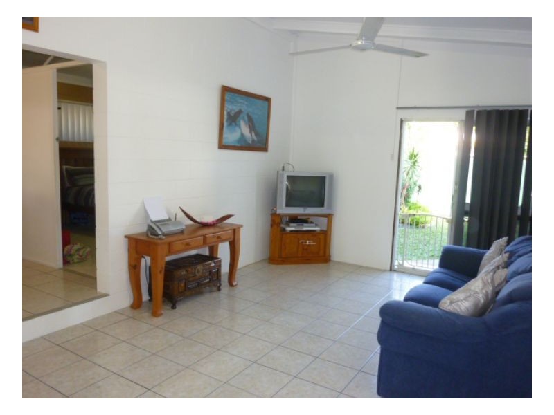 6 KATANDRA CLOSE, Trinity Beach QLD 4879