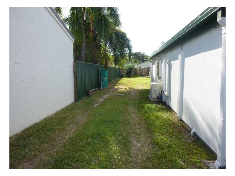 6 KATANDRA CLOSE, Trinity Beach QLD 4879