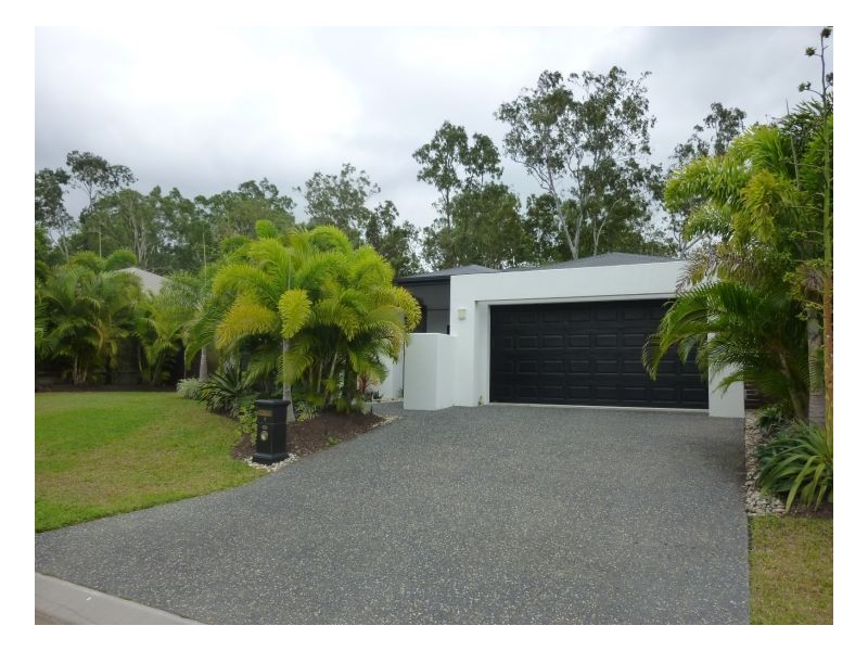 8 CORONADO STREET, Kewarra Beach QLD 4879