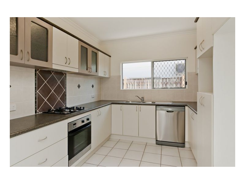 9 AVOCA CLOSE, Kewarra Beach QLD 4879