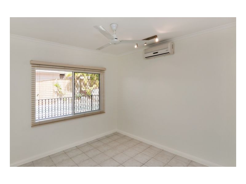 9 AVOCA CLOSE, Kewarra Beach QLD 4879