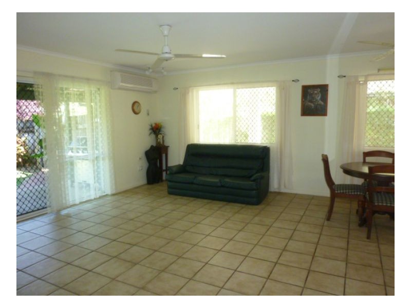 7 SURVEY STREET, Smithfield QLD 4878