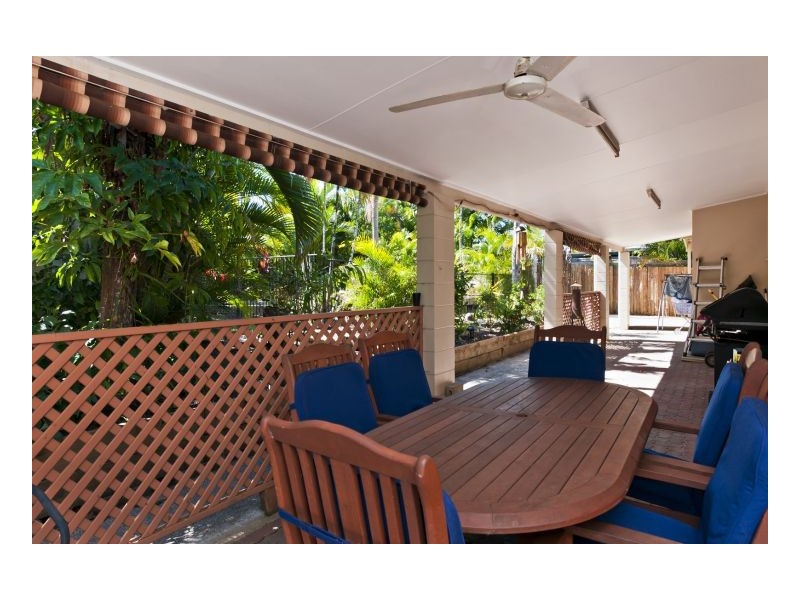 19 RUDDER STREET, Clifton Beach QLD 4879