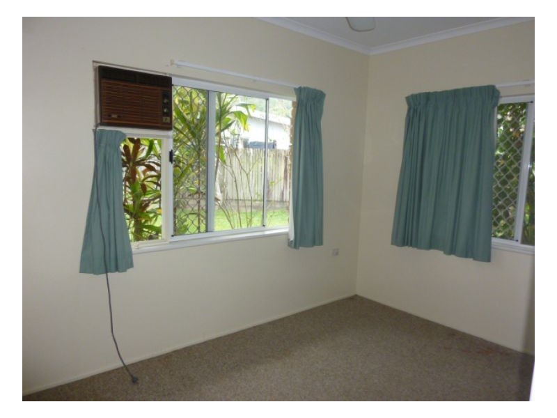 3 Briggs Cl, Whitfield QLD 4870