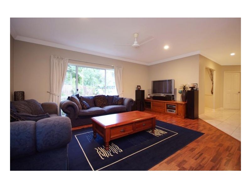 39 Clifton Rd, Clifton Beach QLD 4879