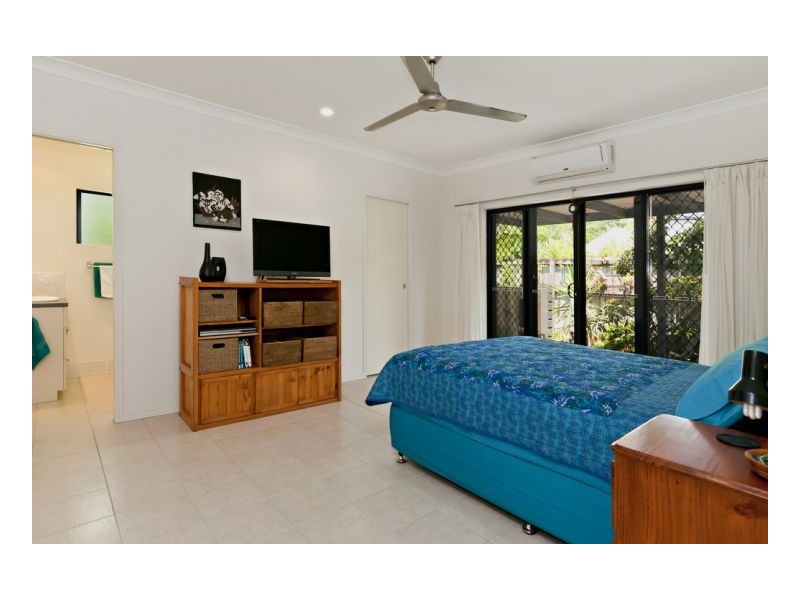 25 MONTEREY STREET, Kewarra Beach QLD 4879