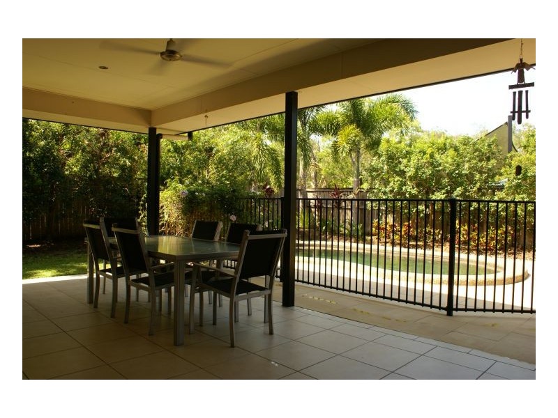 4 MONTEREY STREET, Kewarra Beach QLD 4879
