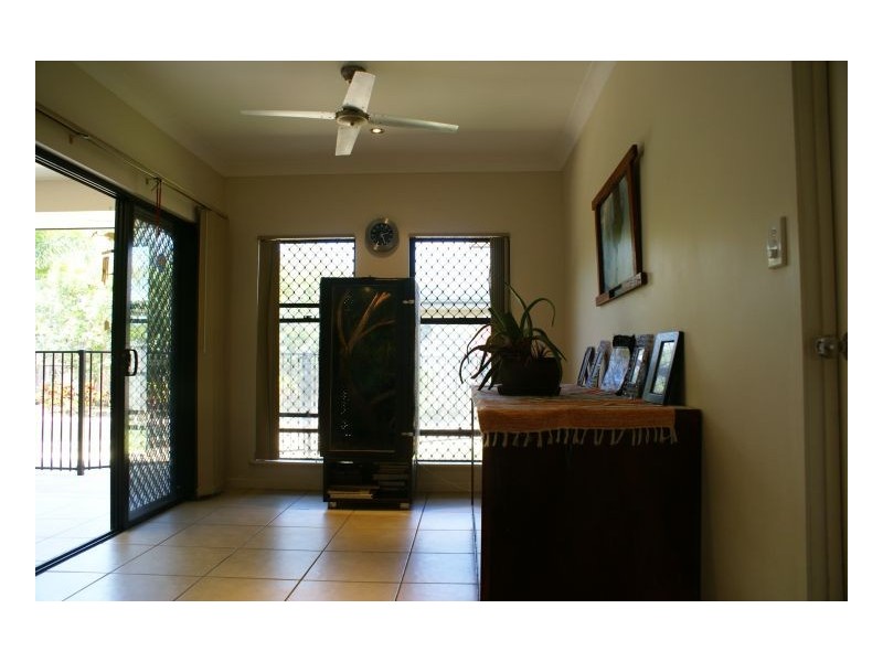 4 MONTEREY STREET, Kewarra Beach QLD 4879