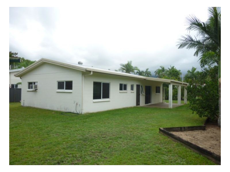 15 KATANDRA CLOSE, Trinity Beach QLD 4879