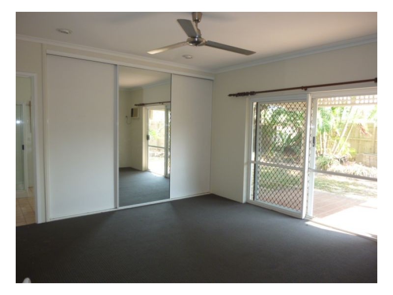 5 AVOCA CLOSE, Kewarra Beach QLD 4879
