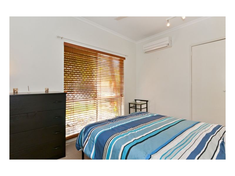 6 FLORA CLOSE, Clifton Beach QLD 4879