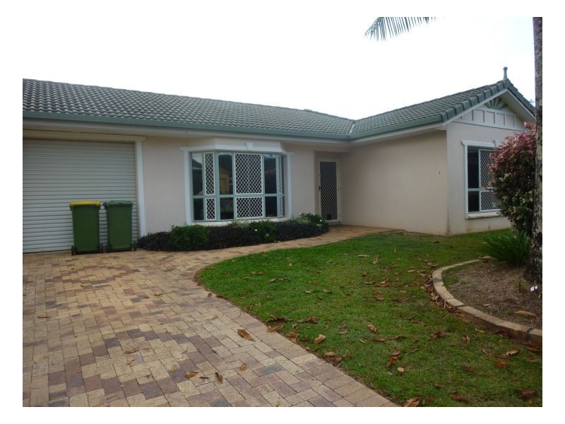 3 Greenford Cl, Brinsmead QLD 4870