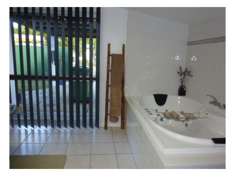 6 KATANDRA CLOSE, Trinity Beach QLD 4879