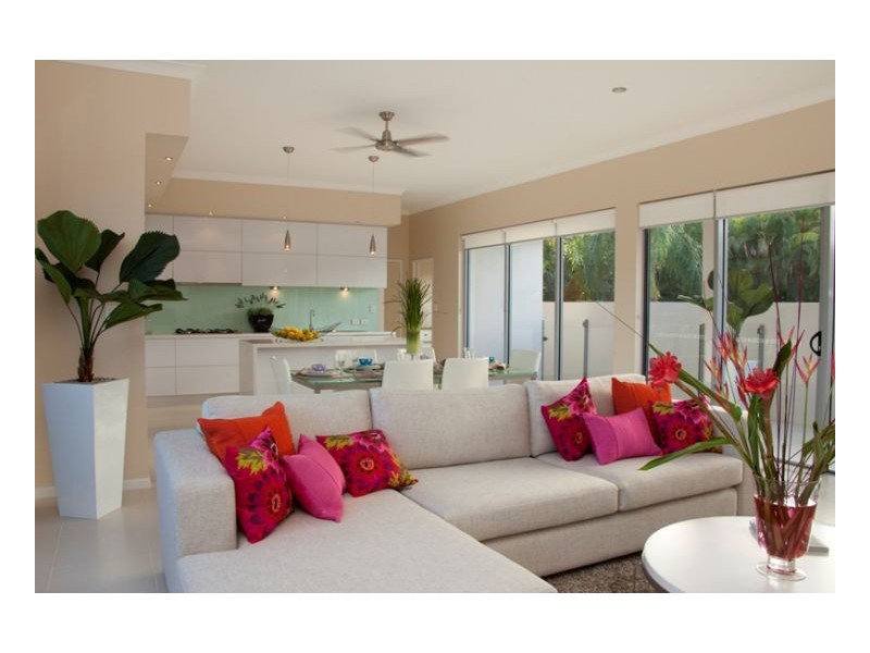 74 CASCADE BOULEVARD, Palm Cove QLD 4879