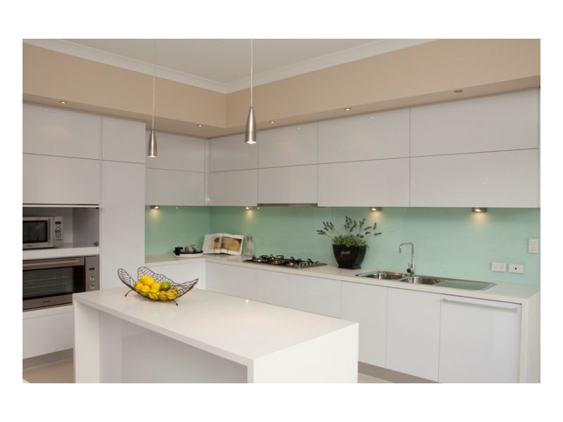 74 CASCADE BOULEVARD, Palm Cove QLD 4879